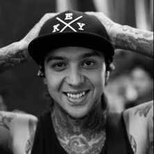 Tony Perry | Pierce the Veil Wikia | Fandom
