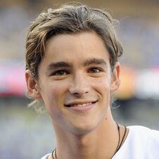 Brenton Thwaites