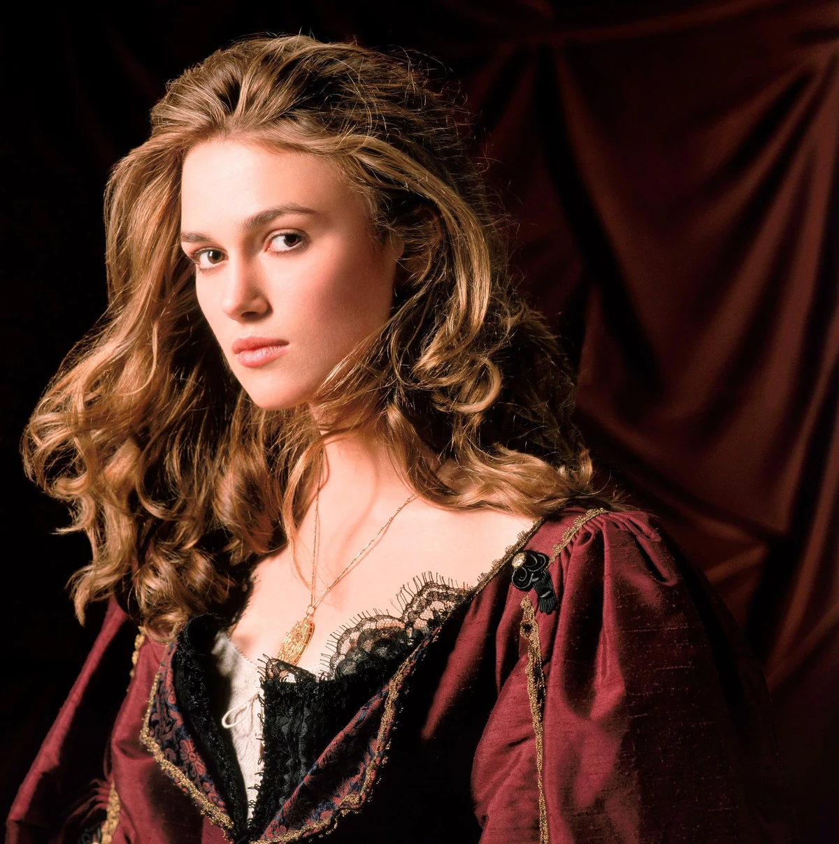 Elizabeth Swanns rotes Kleid Fluch der Karibik Wiki Fandom