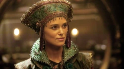 Elizabeth Swann was lavished and attended to like a Chinese pirate princess aboard Sao Feng's flagship, the Empress.