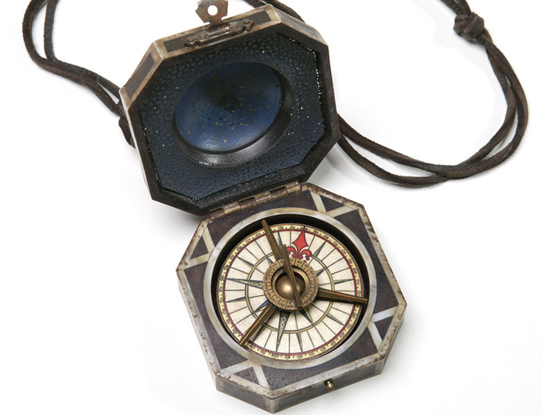 hjælp Overbevisende eftertiden Jack Sparrow's compass | Pirates of the Caribbean Wiki | Fandom