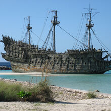 flying dutchman pirates of the caribbean lego