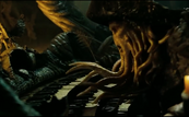 Jones joue de l'orgue.png