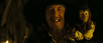 Jack sulla spalla del risorto Barbossa