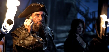 Barbanera offre un doblone a chi catturerà una sirena viva.