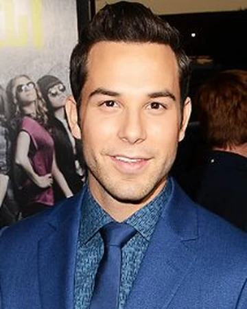 Skylar Astin Pitch Perfect Wiki Fandom Join / sign up keep track of your favorite shows and movies, across all your devices. skylar astin pitch perfect wiki fandom