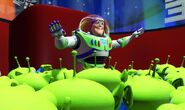 Buzz Lightyear/Aliens