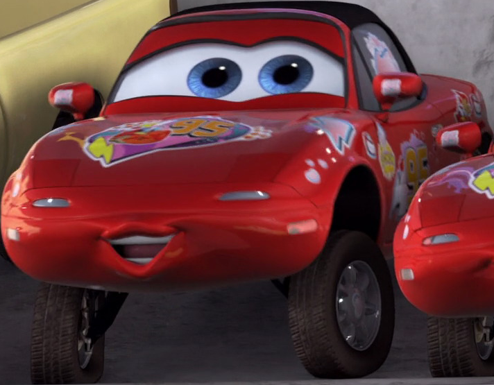 Mia and Tia | Pixar Wiki | Fandom