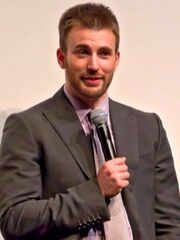 Chris Evans TIFF 2012.jpg