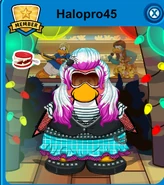 Halo getting ready for a Halloween party