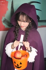 Pixy Trick or Treat MV behind 04.jpg (490 KB) Trick or Treat (2)