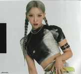 Sua Jewel Case ver. Album Chosen Karma 07.jpg (164 KB) Chosen Karma (7)