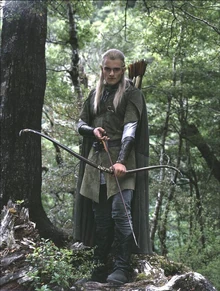 2-legolas-with-bow
