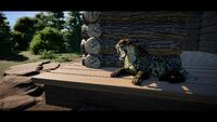 A closer view of Smilodon fatalis on a Modular Structure.