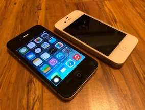 アイフォン4 iPhone 4 - Wikipedia