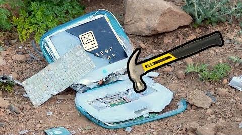 Bored Smashing Ibook G3 Clamshell Plainrock124 Wikia Fandom