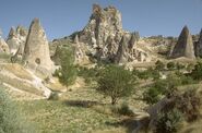 Concept Art20.jpg (132 KB) Goreme Valley, Turkey (inspiration for Ape City)