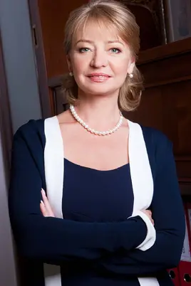 Олена Мініч