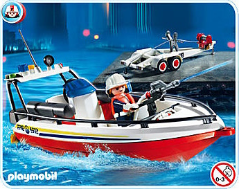 4823 Fire Boat with Trailer Playmobil Wiki Fandom