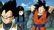 Vegeta, Goku i Mai szaukają Trunks (SDBH, odc. 002)