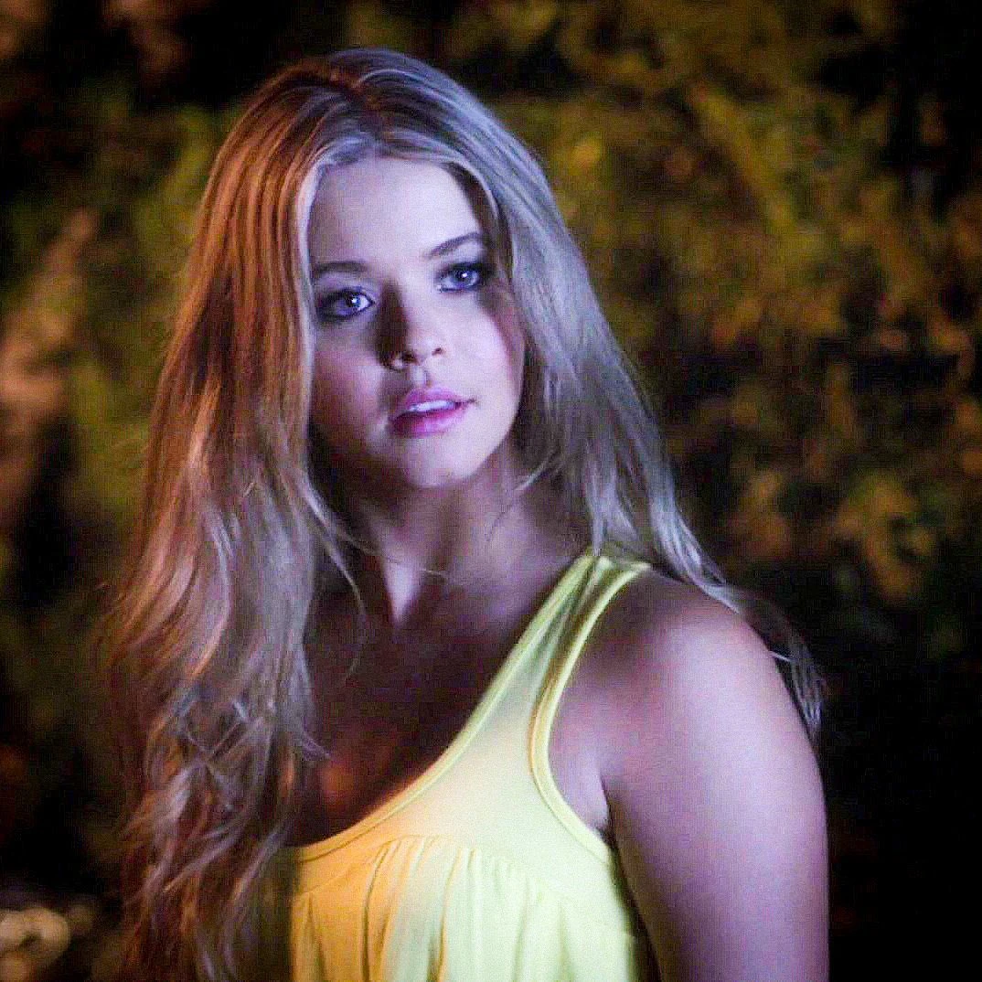 Alison DiLaurentis PLL WORLD Wiki Fandom Alison DiLaurentis PLL WORLD Wiki Fandom