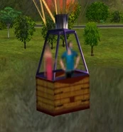 Bella latająca balonem z tajemniczym mężczyzną