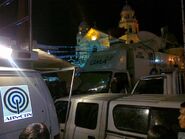 010920123347 abs-cbn van truck gma