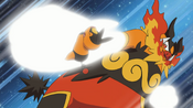 Emboar uses Hammer Arm on Tepig