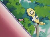 Dunsparce flies over Caterpie