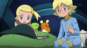 Clemont gives Ash the medicine