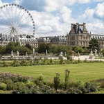 Location Background Paris 2025