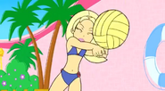 Polly Pocket hits VolleyBall