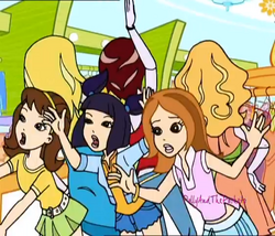 Polly pocket cool at the pocket plaza sales