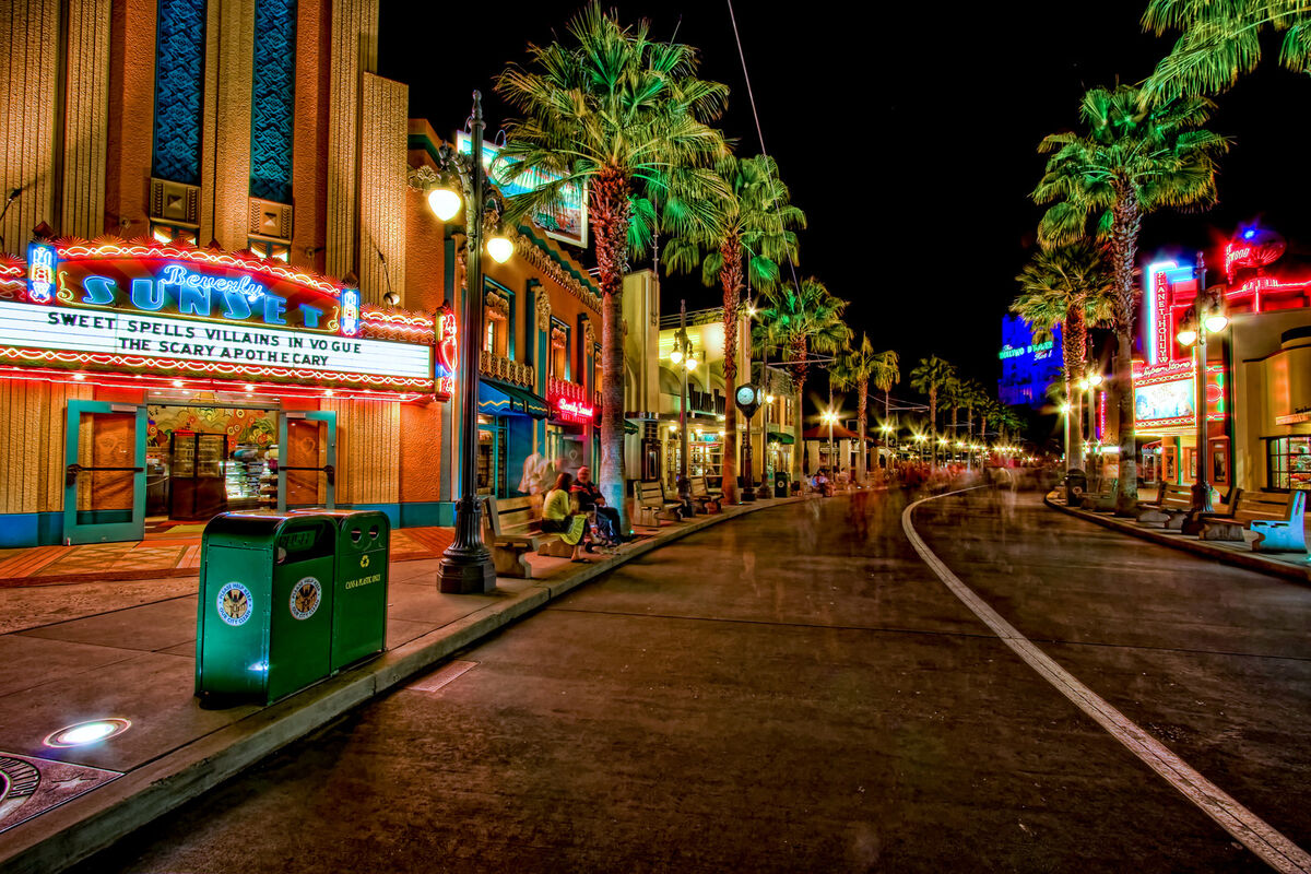 Land Exit Survey: Sunset Boulevard – Wandering In Disney