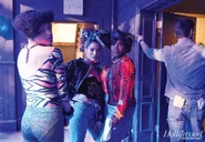 POSE BTS30.jpg (106 KB)