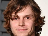 Evan Peters