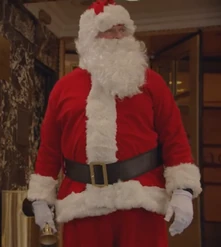 Brian Donahue as Santa (uncredited)
