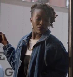 Cortney Gift as Customer