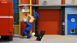 PostmanPatandtheBouncingBulb