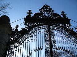 A close up on the Main Gates