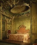 A Manor Italian Guestroom