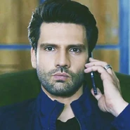 Always 10 moves ahead of everyone, Emir Kozcuoglu (Kara Sevda) is a strategical mastermind and genius, able to scheme up and control all events of the whole series, all outcomes benefit him to win, and even his own death.