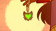 The Arsene Amulet (Epithet Erased) has the ability to steal other people's epithets when someone is wearing it.