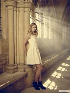 Lissa Dragomir (Vampire Academy) can compel others better than most vampires.
