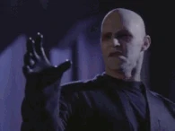 Grimlock Aura Choke.gif (2.74 MB) A Grimlock (Charmed) manipulates Phoebe Halliwell's aura to strangle her.