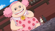 "Big Mom" Charlotte Linlin (One Piece) is a human born with the size of a giant.