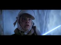 Luke Escapes The Wampa Cave (Star Wars V The Empire Strikes Back)-2
