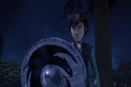 Hiccup's shield in Crossbow mode