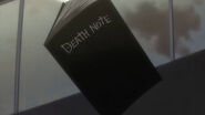 The Death Note (Death Note) never runs out of pages, allowing the users to write into it indefinitely.