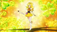 Cure Honey (Happiness Charge Pretty Cure) can control the Light to attack and purify enemy.